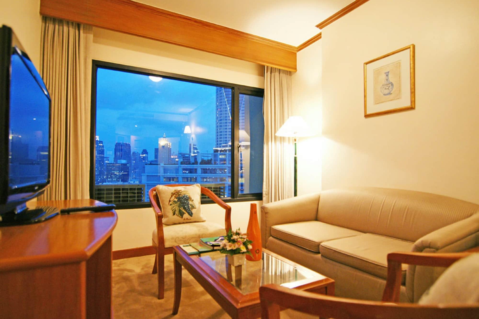 Grand Diamond Suites Hotel Бангкок Екстер'єр фото