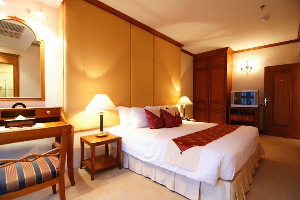 Grand Diamond Suites Hotel Бангкок Екстер'єр фото