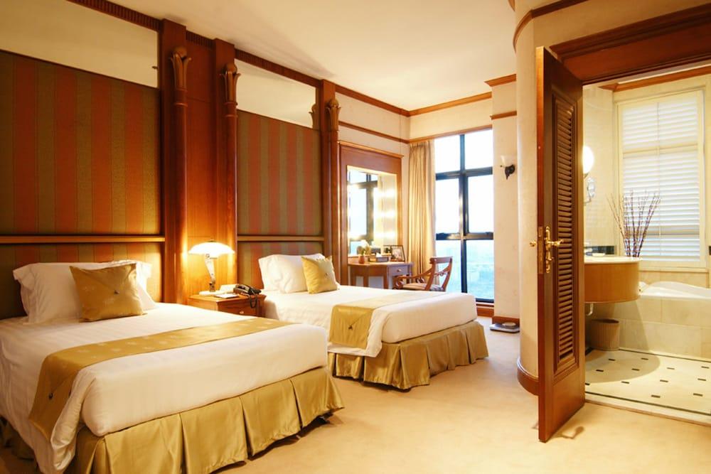 Grand Diamond Suites Hotel Бангкок Екстер'єр фото
