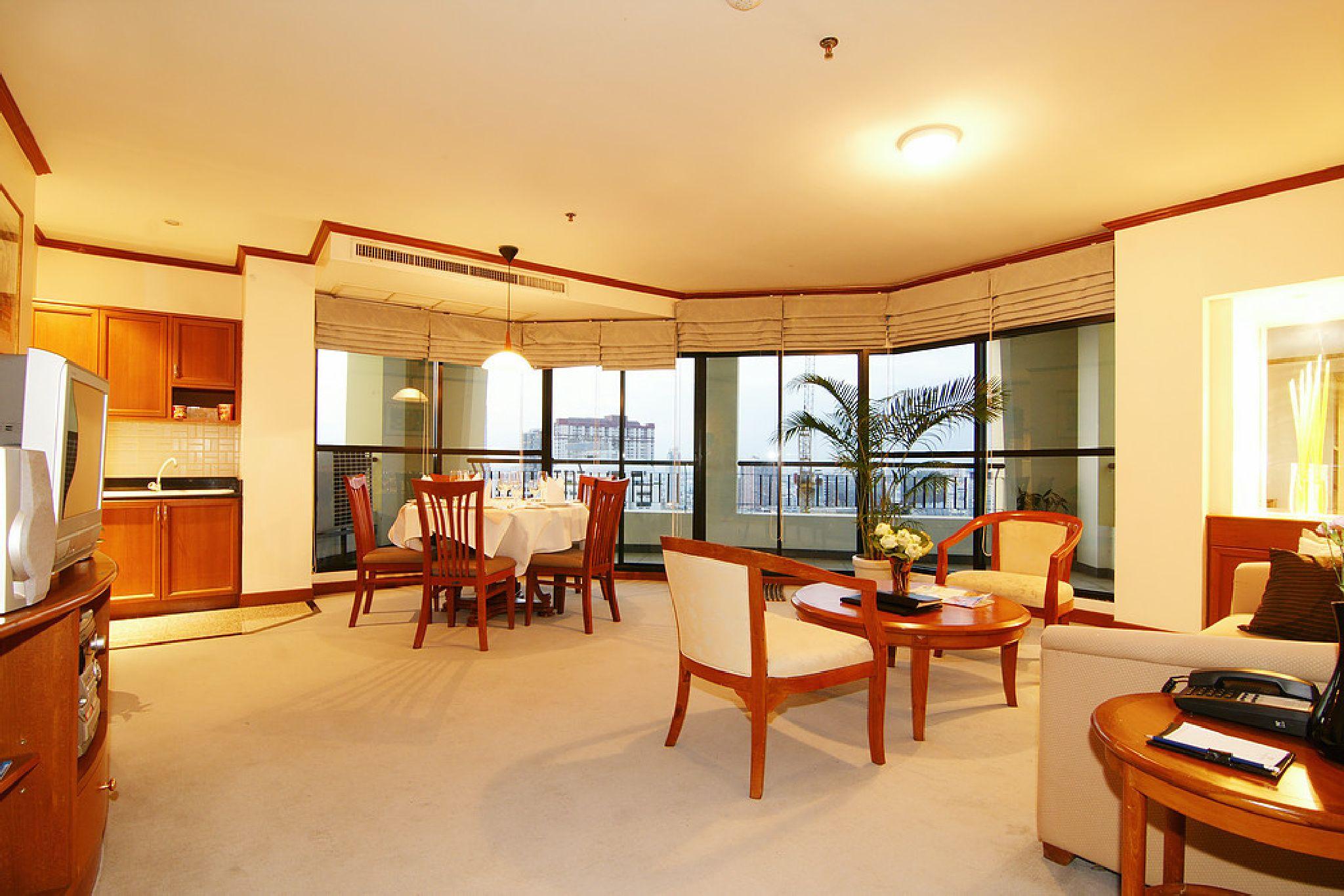 Grand Diamond Suites Hotel Бангкок Екстер'єр фото