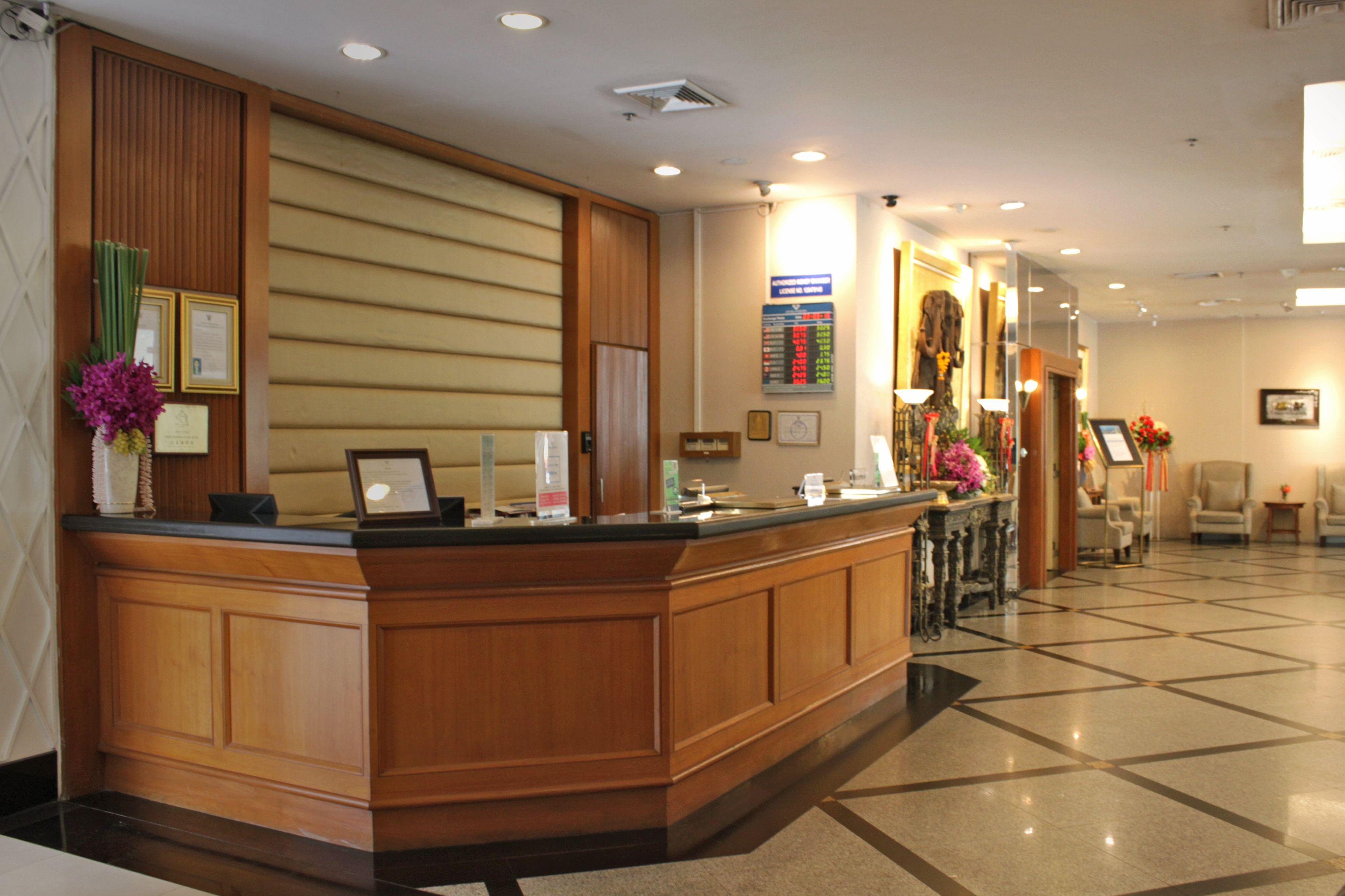 Grand Diamond Suites Hotel Бангкок Екстер'єр фото