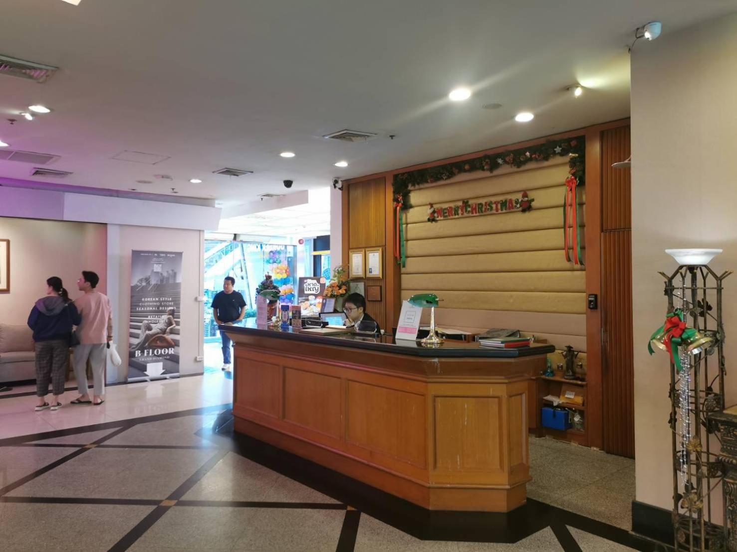 Grand Diamond Suites Hotel Бангкок Екстер'єр фото
